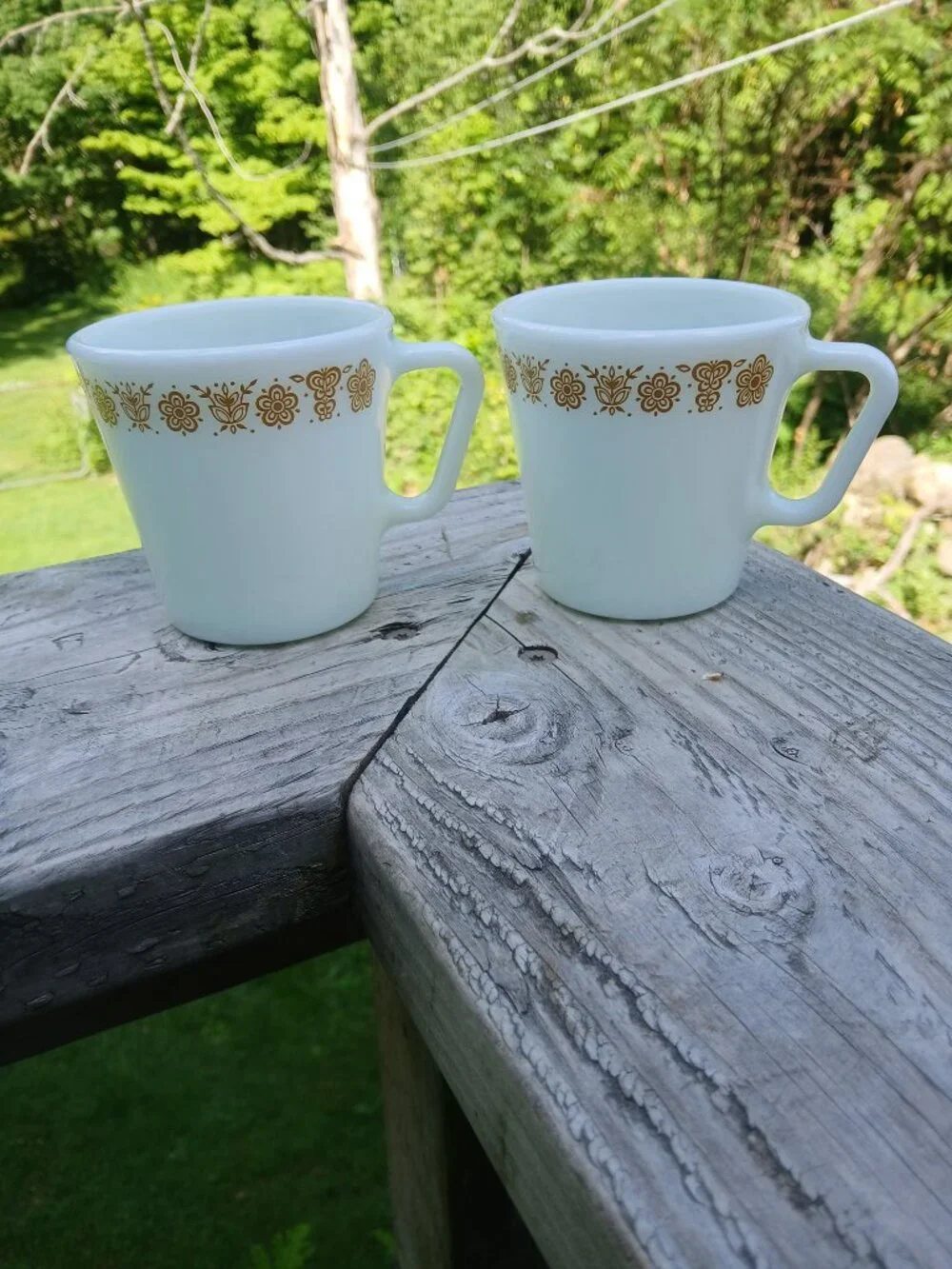 vintage pyrex white milk glass gold butterfly pattern coffee mugs made in USA